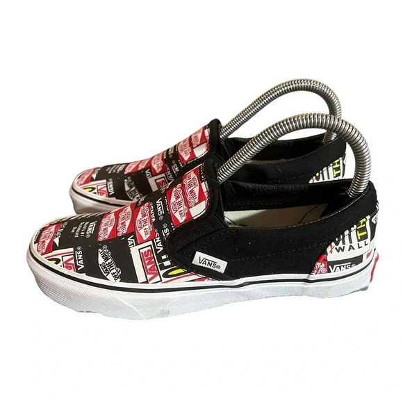 VANS Black All Over Logo Print Classic Slip-Ons Men‎ 5/ Women's 6.5 - Picture 3 of 8